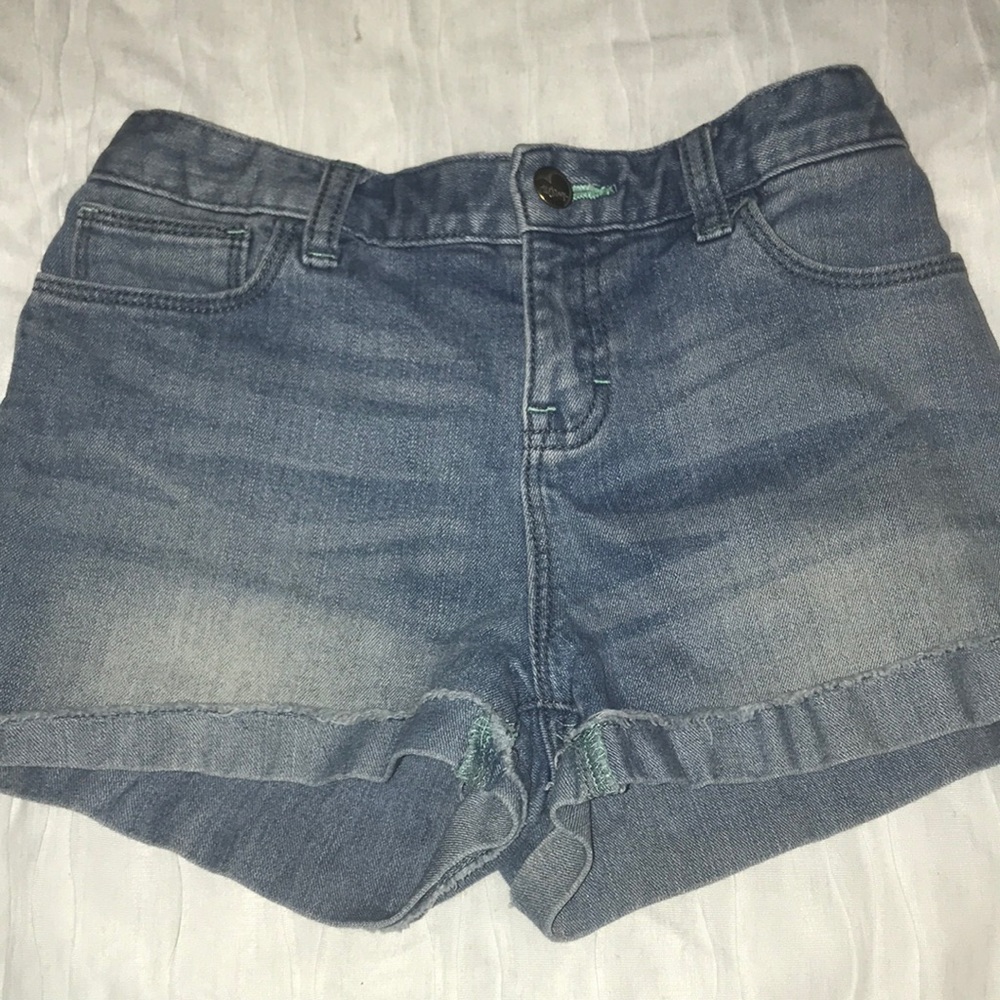 💜 Three for 20 💜 Old navy adjustable on the inside jean shorts